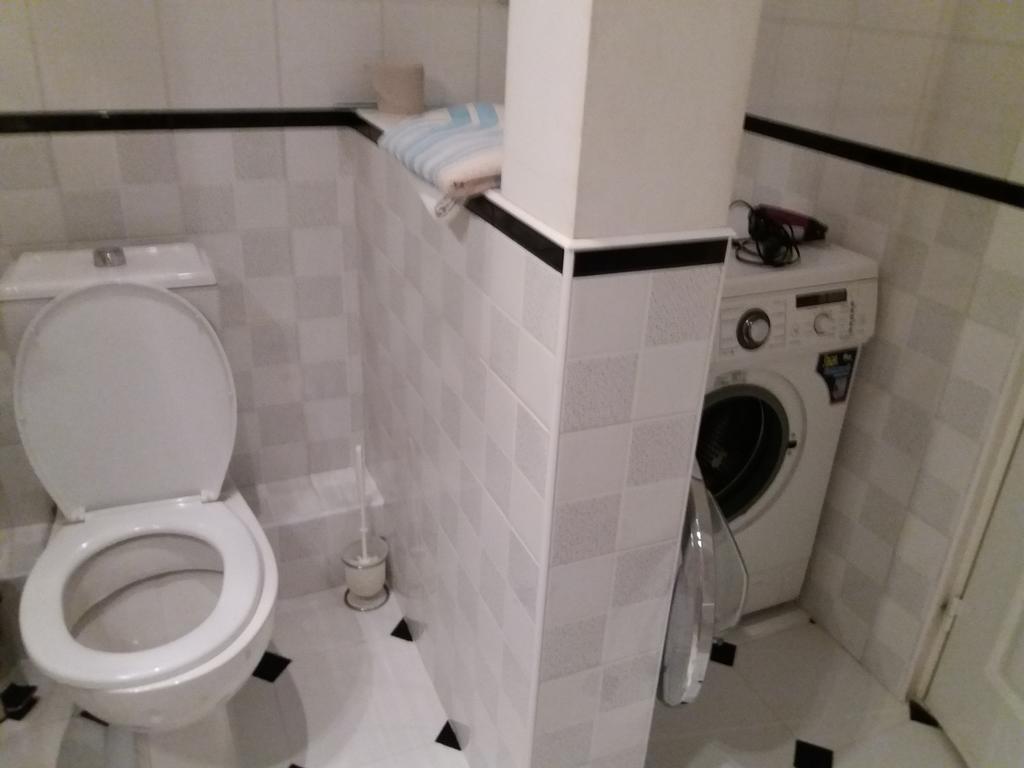 Apartment U Lidii In Center Of Kiev Near Railways Station Exterior photo